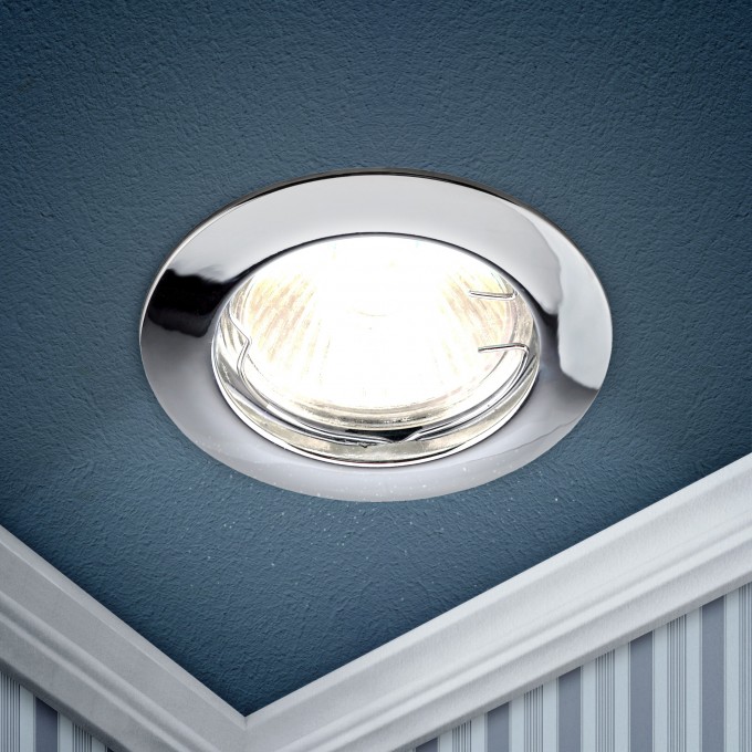 Светильник ЭРА KL1 CH /1 литой простой MR16 12V 50W хром B0048967 Светильник ЭРА KL1 CH /1 литой простой MR16 12V 50W хром B0048967