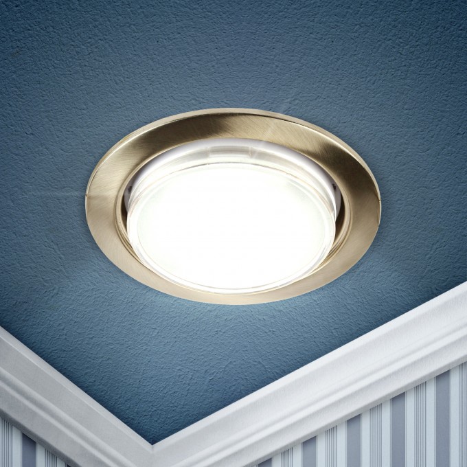 Светильник ЭРА KL35 SB /1 под лампу GХ53 220V 13W бронза B0048951 Светильник ЭРА KL35 SB /1 под лампу GХ53 220V 13W бронза B0048951